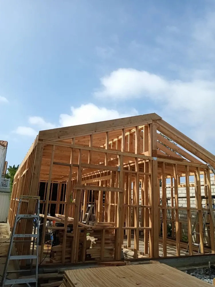 Reliable yard maintenance in Fullerton, CA by JR Elite Builders