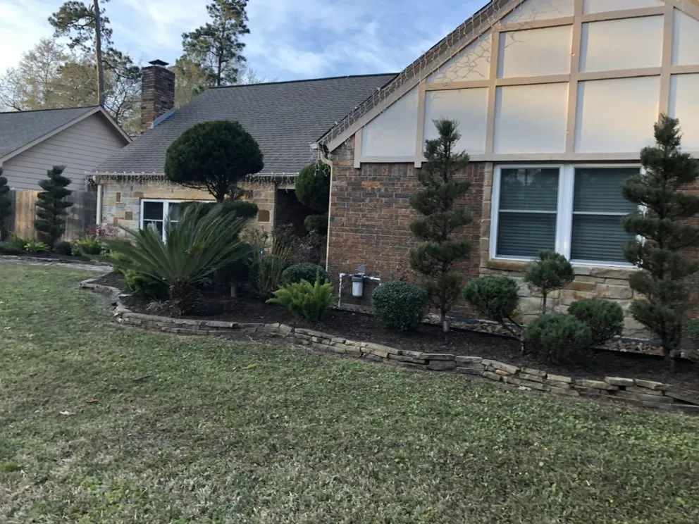 Reliable yard cleanup service for year-round maintenance in Crosby, TX by JR Flores Landscape Services