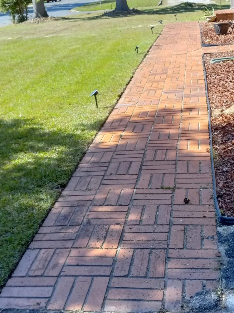 Reliable landscaping services experts serving Lillington, NC - JR Home Maintenance