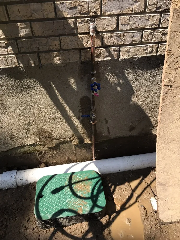 Expert yard maintenance with custom design in Flushing, NY by JR Landscape of New York