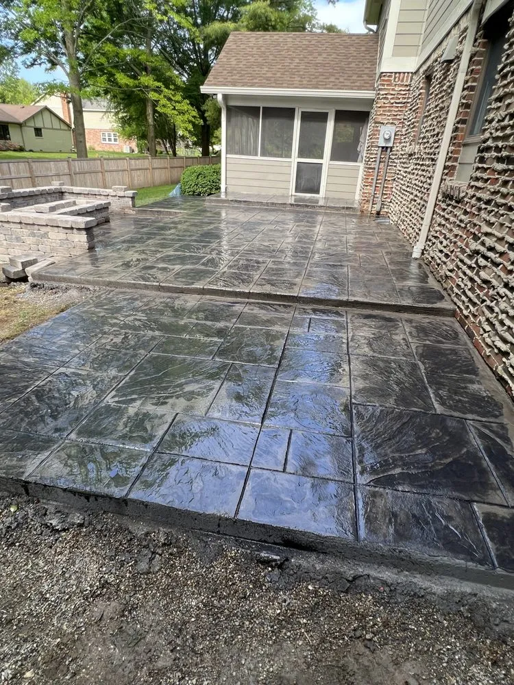 Expert landscape design for beautiful yards in Anderson, IN by Jr Landscapes