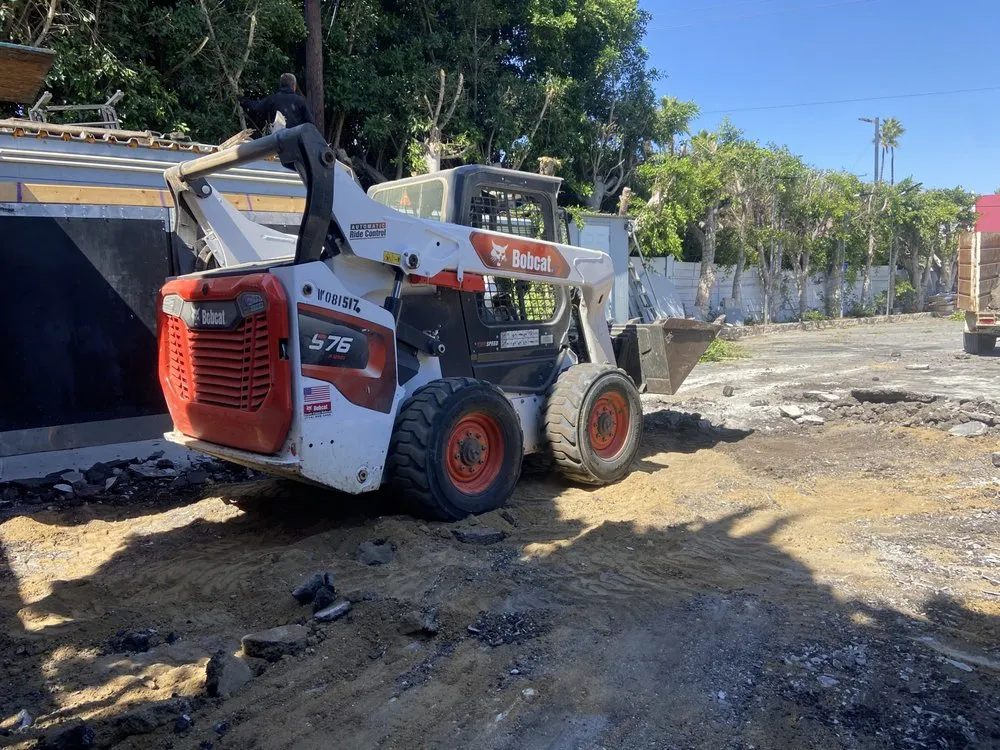 Affordable yard cleanup service for outdoor upgrades across Gardena, CA - Jr landscaping & concrete