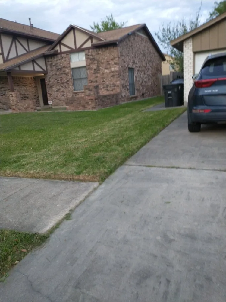 Trusted outdoor landscaping experts serving Houston, TX - J&R Landscaping and Construction