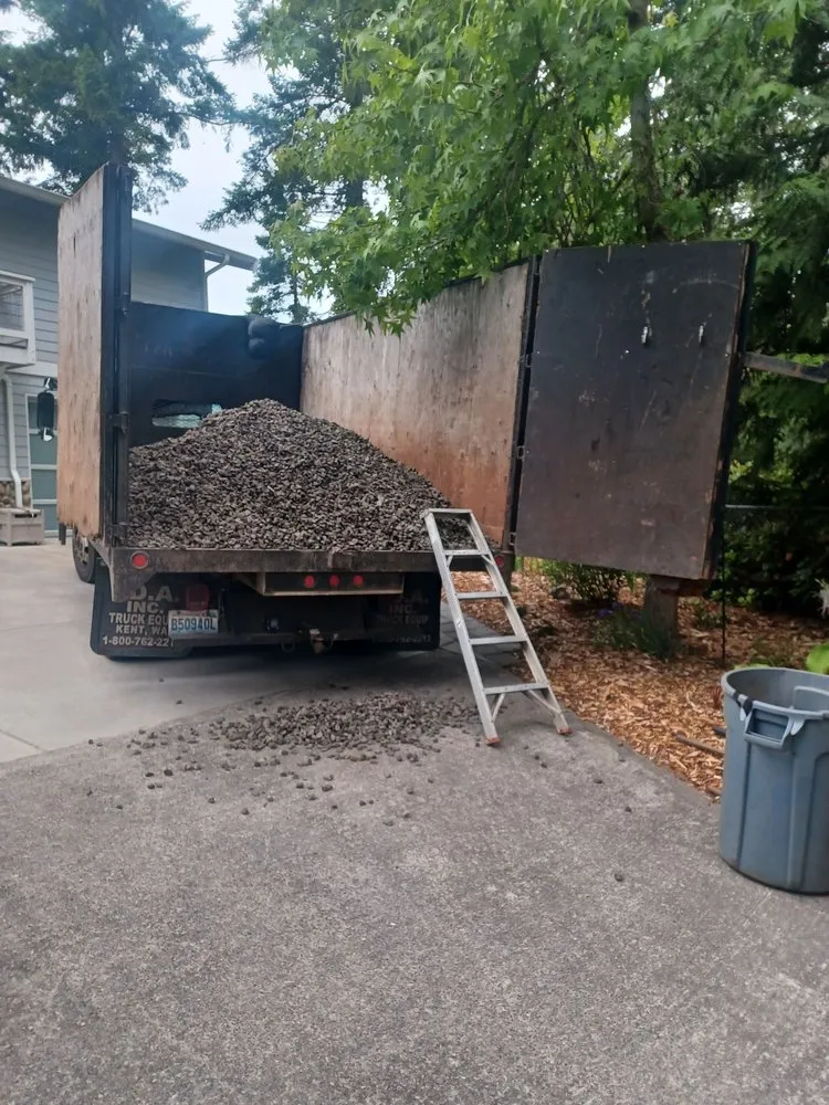 Professional garden landscaping in Bremerton, WA - J&R Landscaping