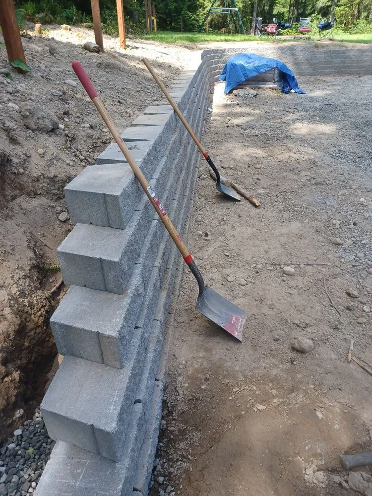 Custom yard cleanup service for homes across Bremerton, WA - J&R Landscaping