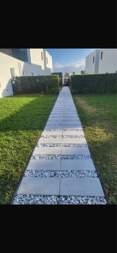 Local yard cleanup service in Davie, FL - Jr Landscaping