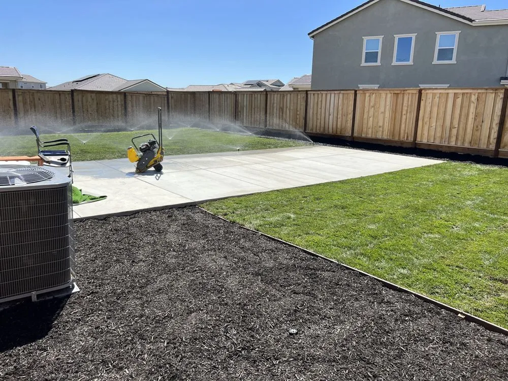 Local yard cleanup service experts serving El Sobrante, CA - JR Landscaping