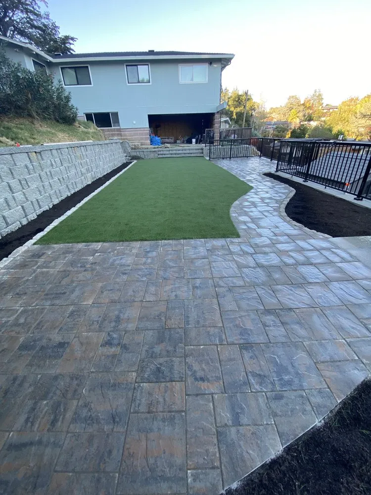 Custom garden landscaping experts serving Oakland, CA - JR Landscaping