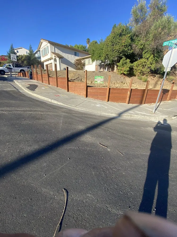 Local yard maintenance in Oakland, CA by JR Landscaping