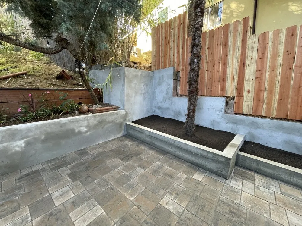 Custom lawn care service in Oakland, CA by JR Landscaping