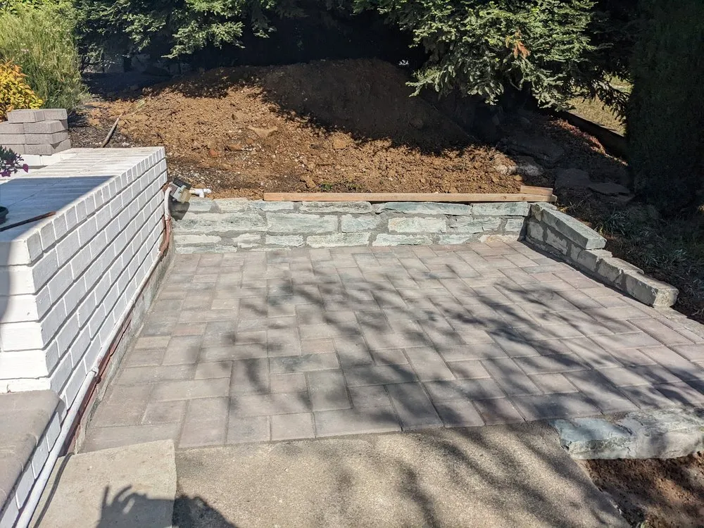 Professional yard maintenance in Oakland, CA by JR Landscaping