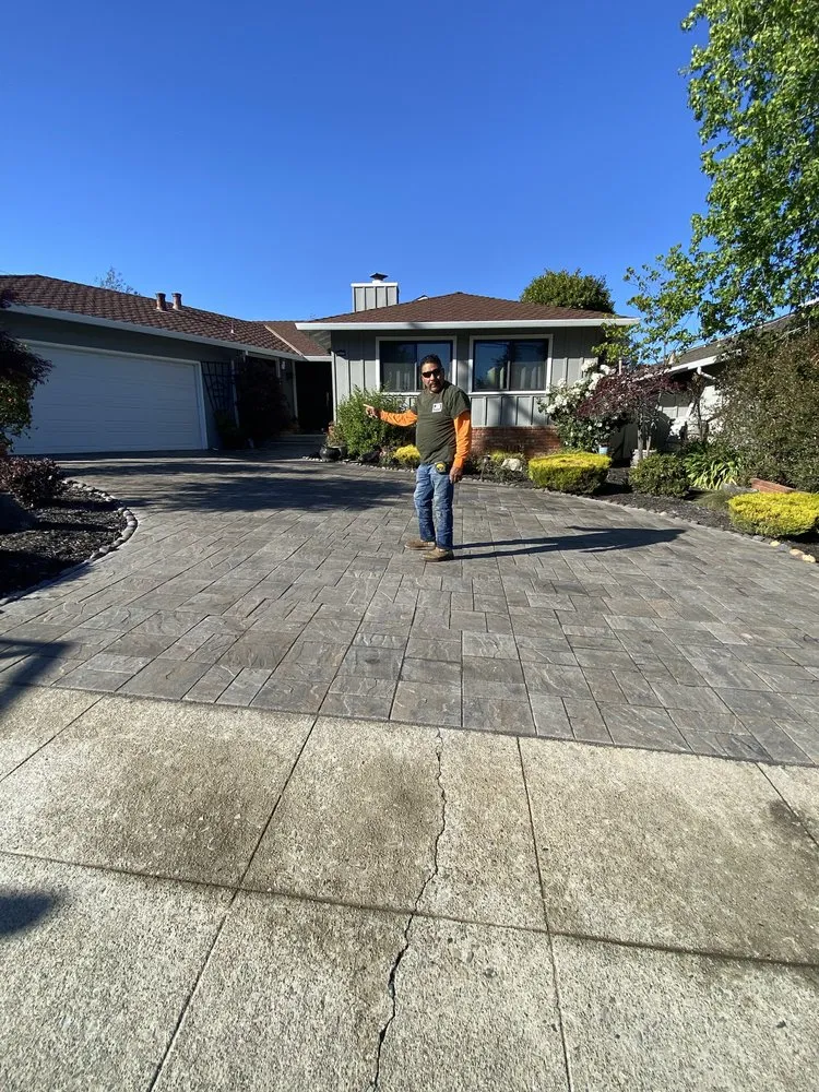 Professional outdoor landscaping experts serving Oakland, CA - JR Landscaping