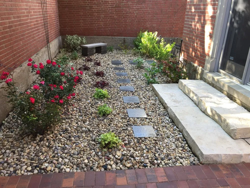 Local garden landscaping experts serving Chicago, IL - JR Landscaping Service