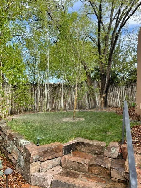 Professional garden landscaping experts serving Santa Fe, NM - J&R Landscaping Service