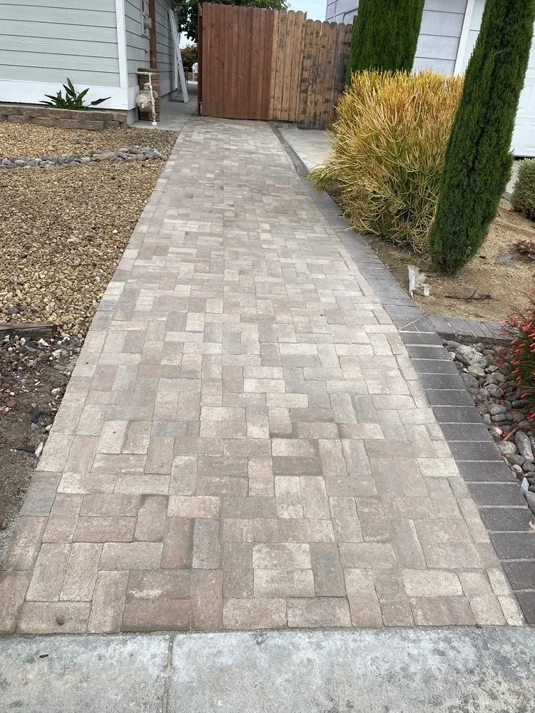 Professional outdoor landscaping in Vista, CA by JR Landscaping Services