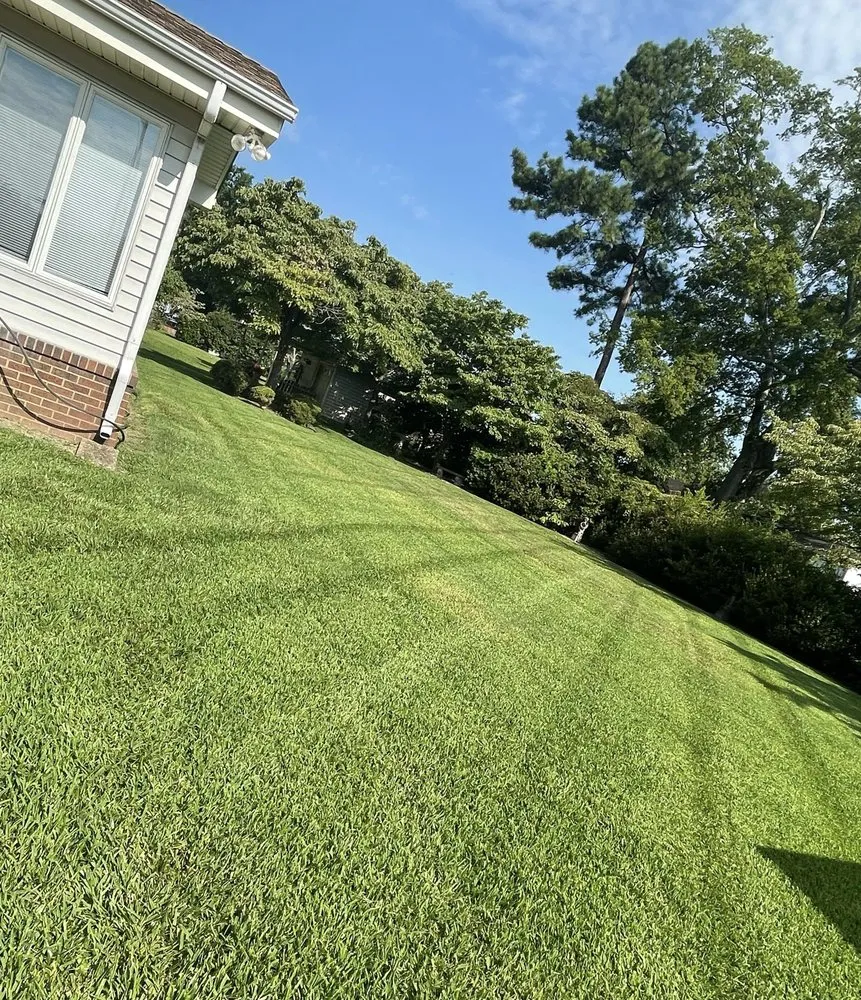Affordable yard cleanup service with custom design across Virginia Beach, VA - JR Landscaping