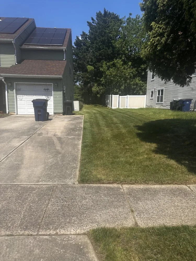 Expert yard maintenance for homes across Gloucester City, NJ - JR Lawn And Cleaning Services