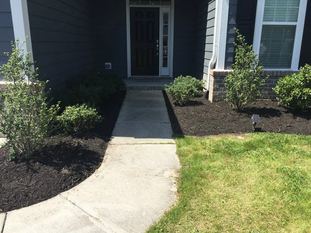 Local landscaping services experts serving Newport News, VA - J&R Lawn And Landscape