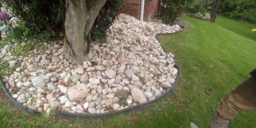 Custom yard maintenance for beautiful yards in Cadiz, OH by J&R Lawn And Tree Maintenance