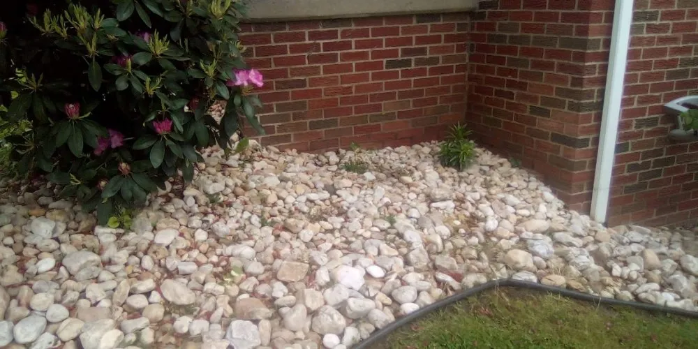 Expert garden landscaping in Cadiz, OH by J&R Lawn And Tree Maintenance