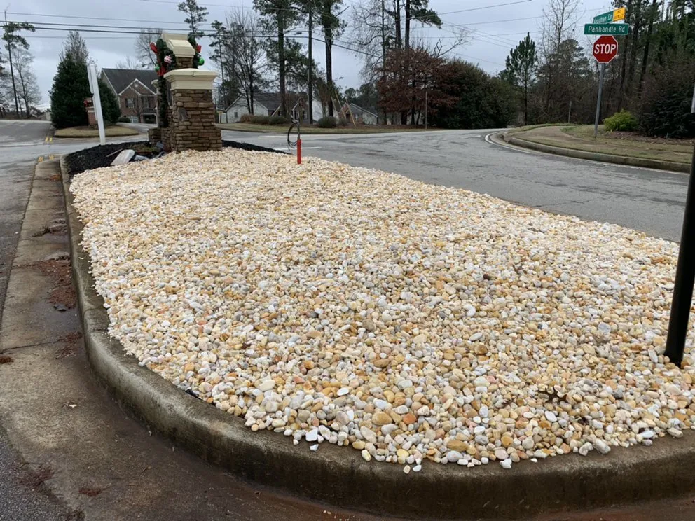 Reliable garden landscaping in Griffin, GA - J&R Lawn Care & Landscaping