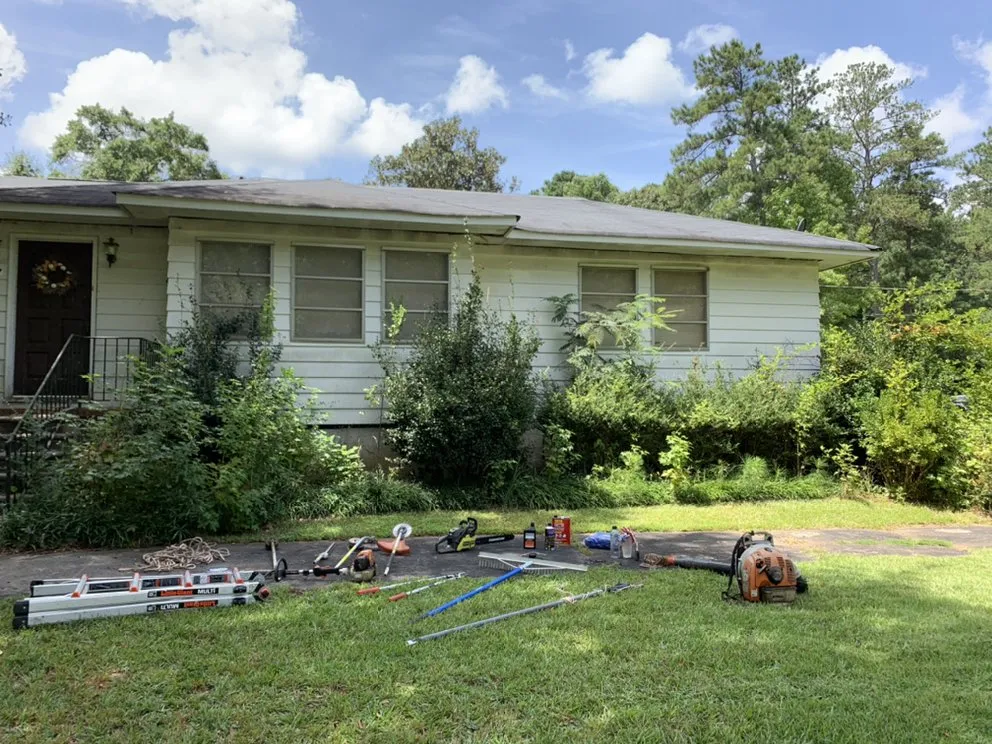 Reliable garden landscaping for beautiful yards in Griffin, GA by J&R Lawn Care & Landscaping