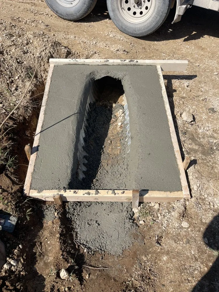 Reliable landscape installation for beautiful yards in Gonzáles, TX by Jr Lawn Care