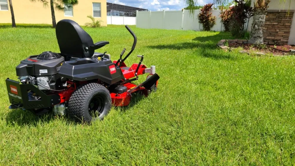 Professional residential landscaping in Kissimmee, FL - JR Lawn Care
