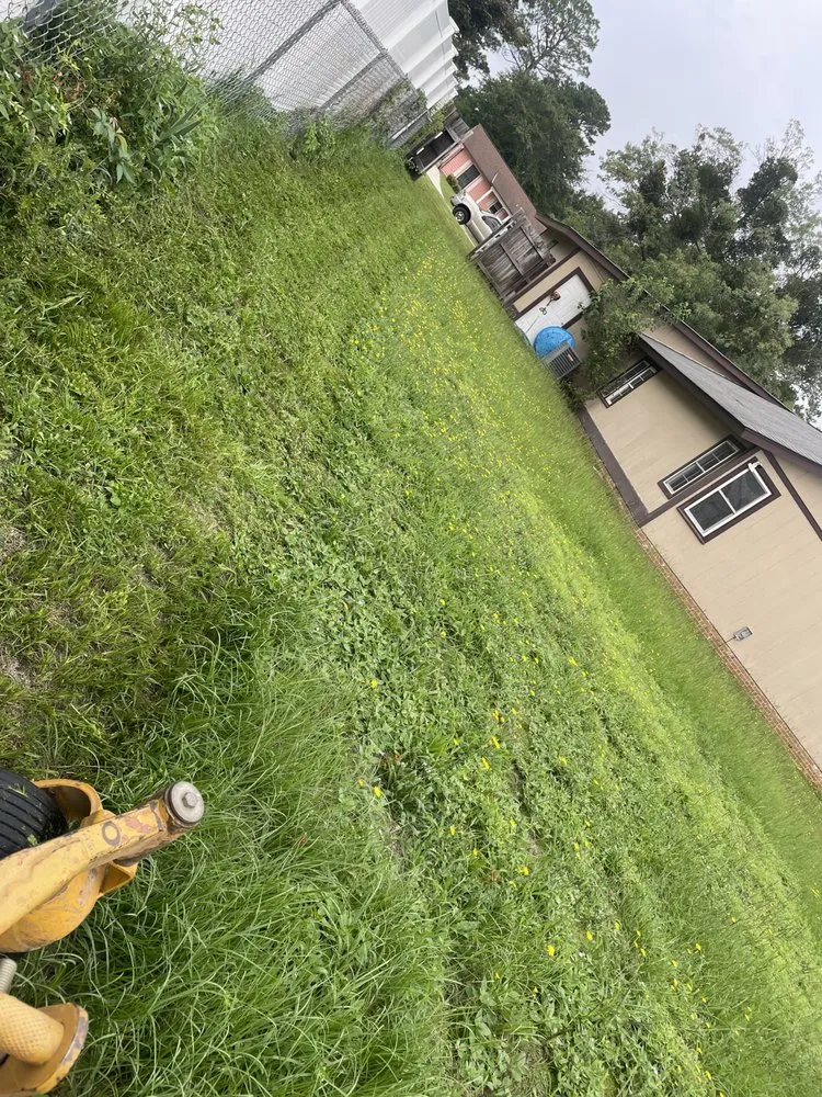 Affordable landscaping services experts serving Spring Lake, NC - J&R Lawn Care