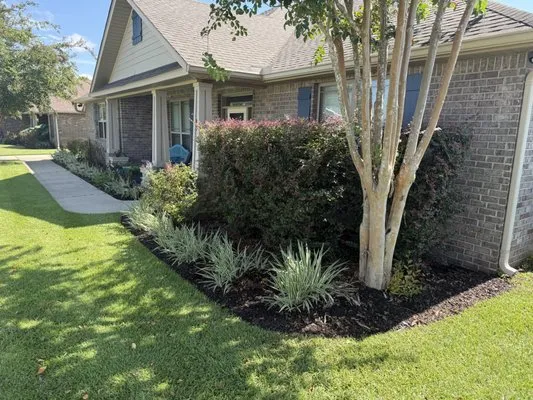 J&R Lawn Service Logo