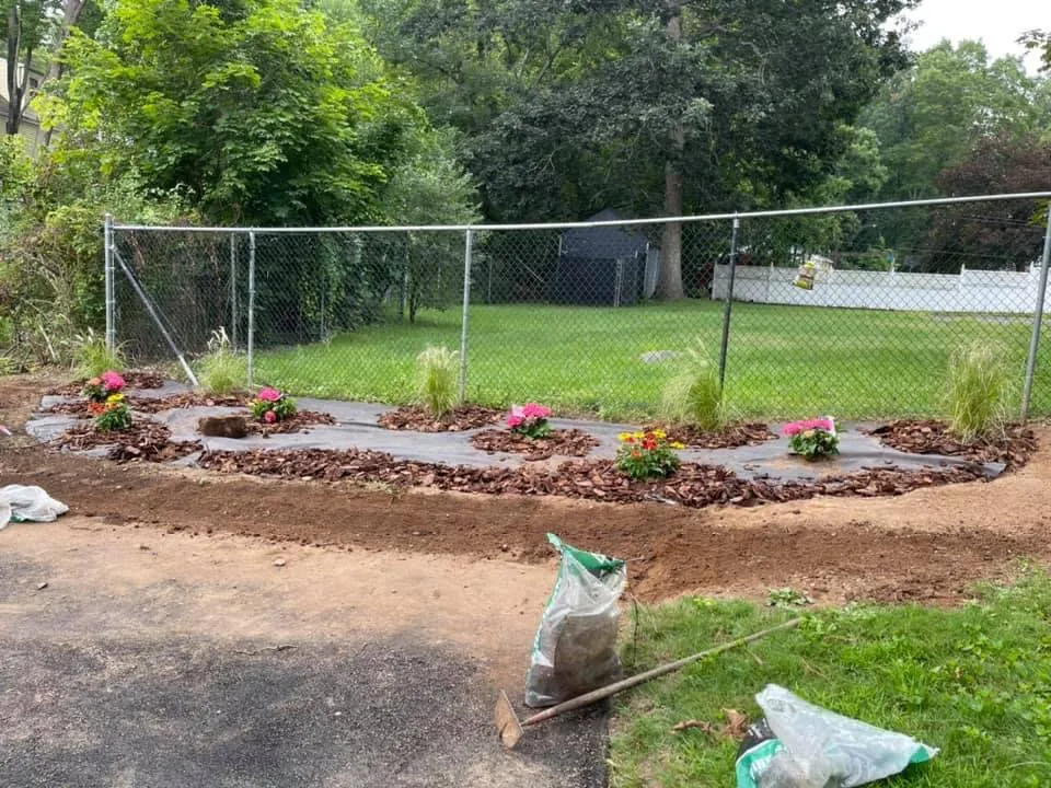 Reliable lawn care service experts serving New Britain, CT - JR Roberts And Sons landscaping