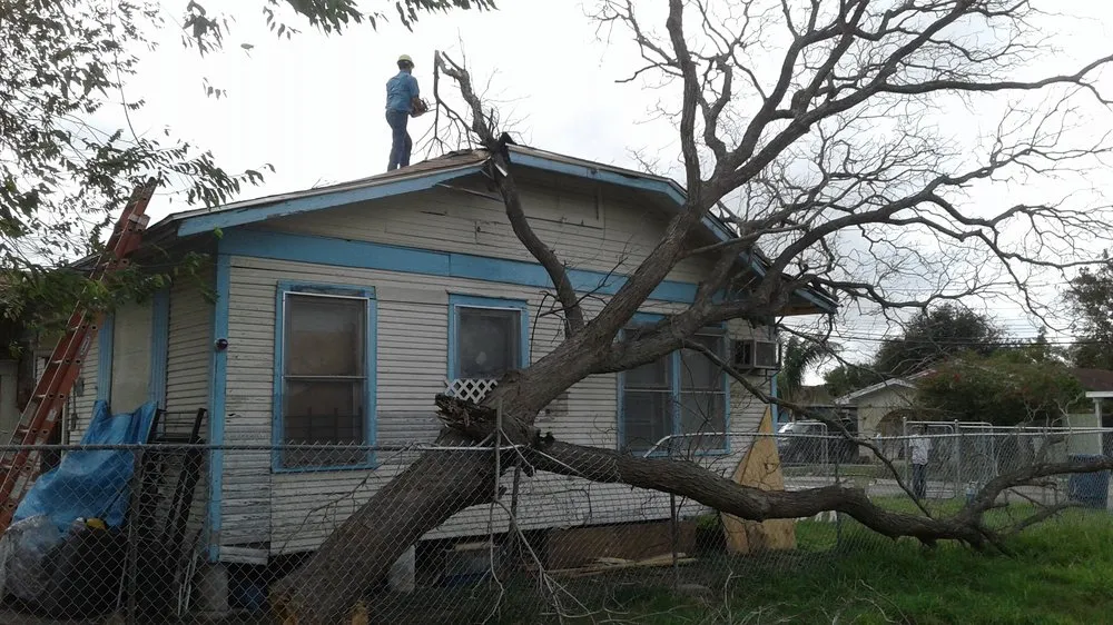 Custom lawn mowing service for homes across Corpus Christi, TX - JR Services