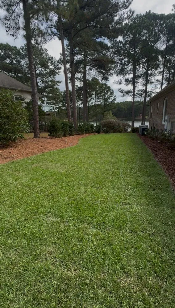 Professional residential landscaping experts serving Aberdeen, NC - JR Terrain Hardscape and Lawncare