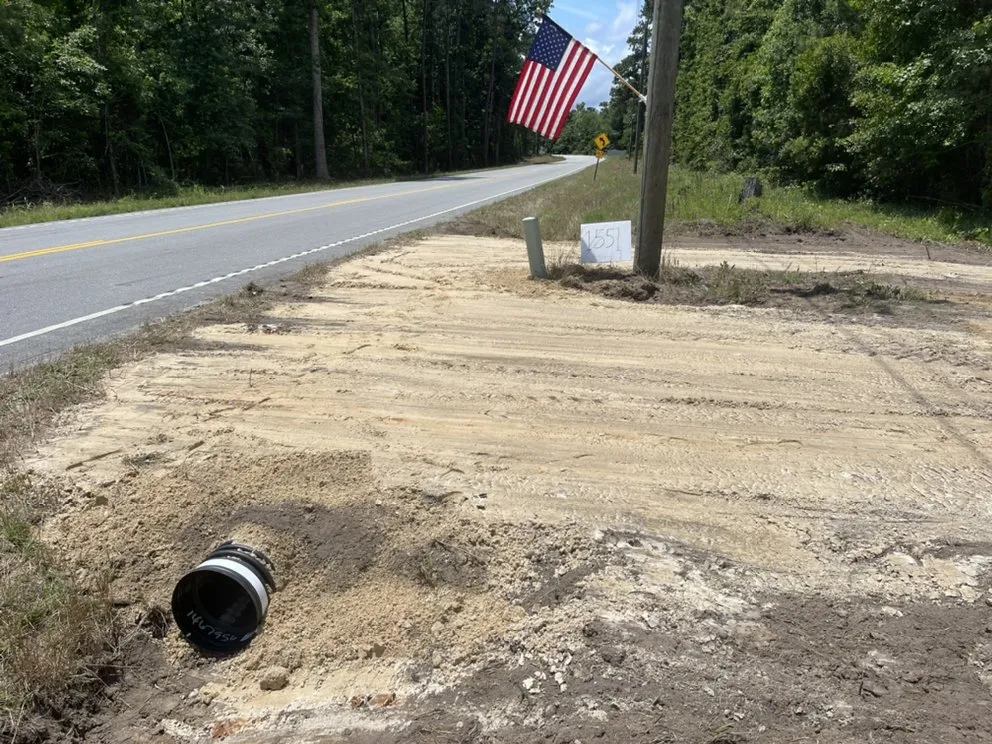 Expert outdoor landscaping in Ridgeville, SC by Jr Tractor Works