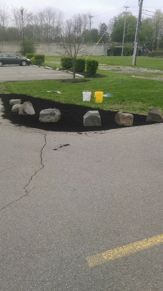 Custom yard maintenance in Athens, PA - JRC Cleaning