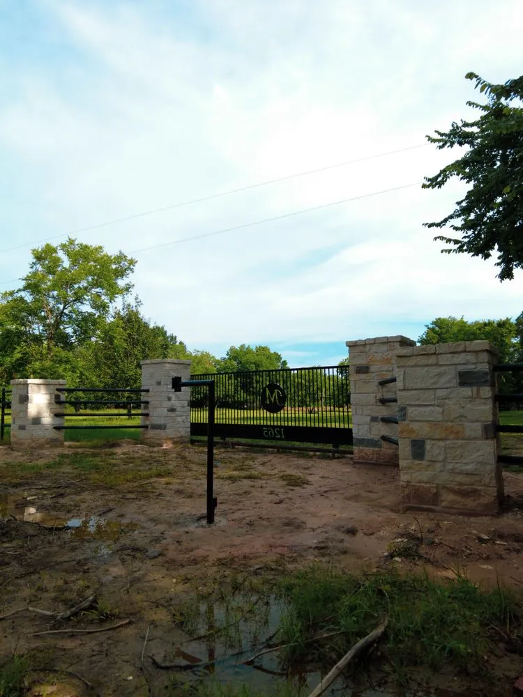 Local yard cleanup service experts serving Dallas, TX - Jrc Construction