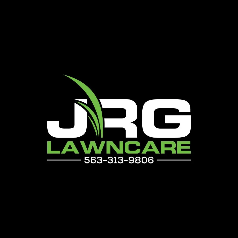 Professional garden landscaping in Davenport, IA by JRG lawn care