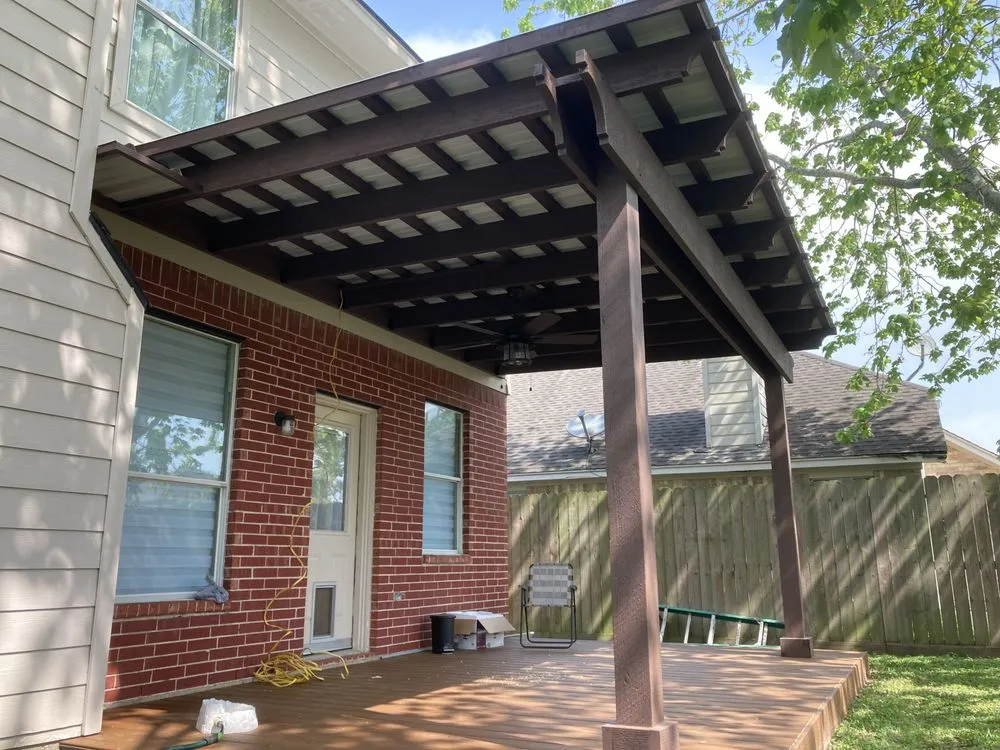 Professional landscaping services experts serving League City, TX - JRH Custom Outdoors