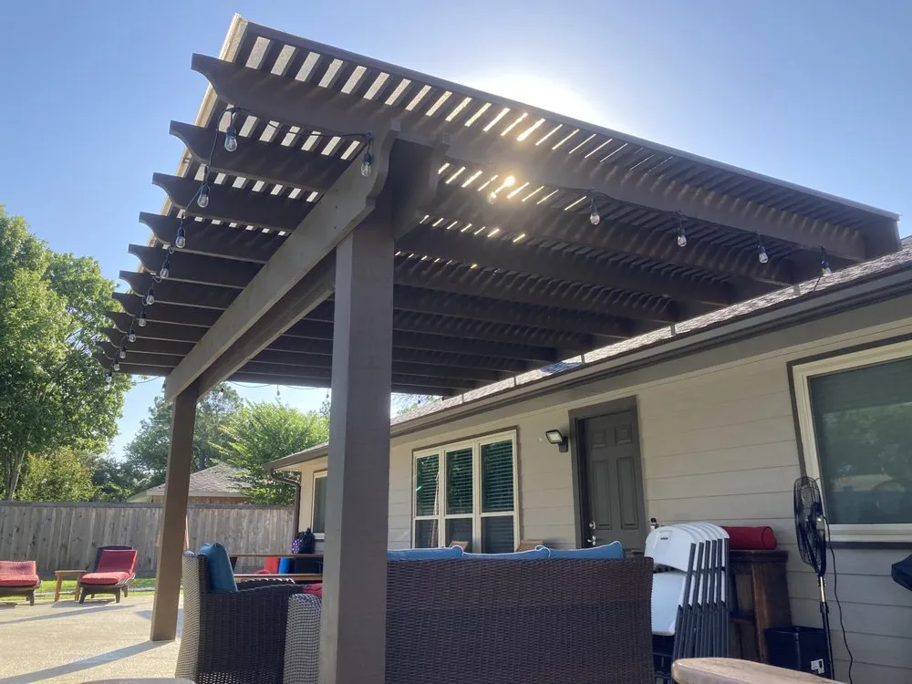 Custom landscape design in League City, TX - JRH Custom Outdoors