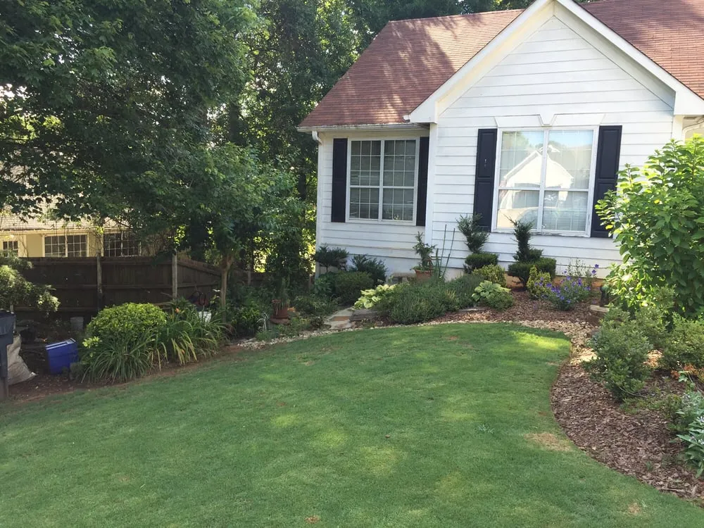 Custom residential landscaping in Lawrenceville, GA by JRJ Landscaping and Hardscaping