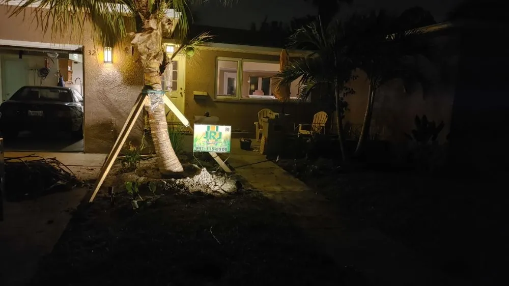 Custom lawn care service experts serving St. Petersburg, FL - JRJ Landscaping