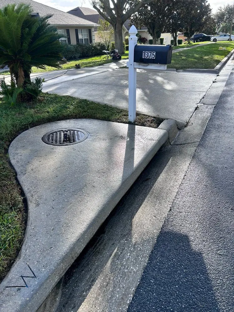 Custom outdoor landscaping near you across Orlando, FL - JRJ Martinez Landscaping