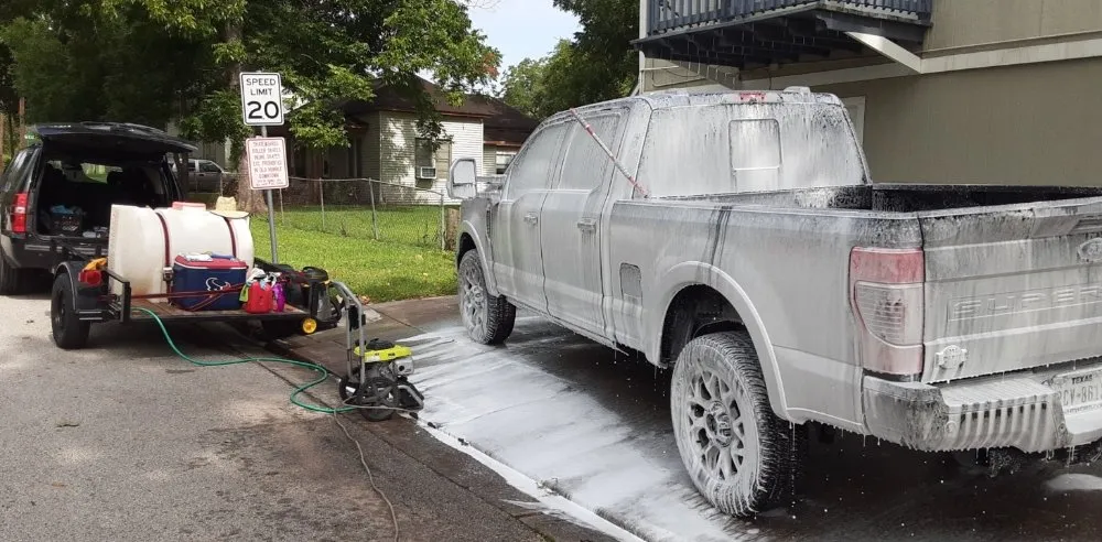 Professional lawn care service near you across Spring, TX - JRM Lawn Services