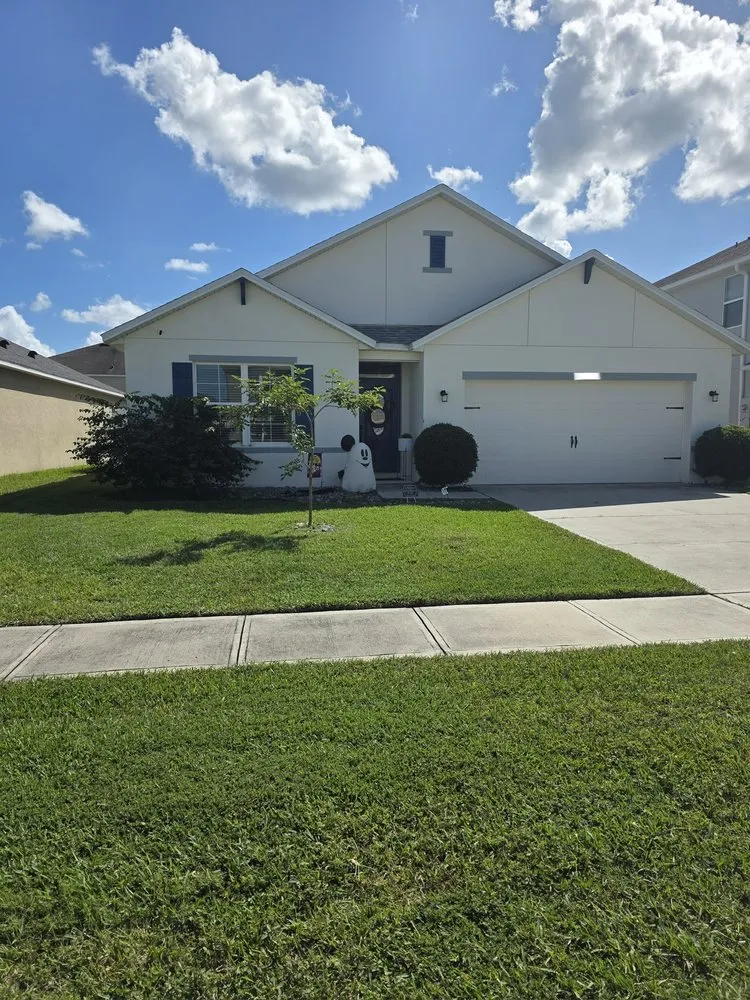 Trusted residential landscaping for beautiful yards in Clermont, FL by JRod Lawn Care