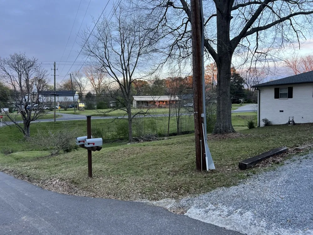 Local yard maintenance for residential properties in Kimberly, AL by JRods Market