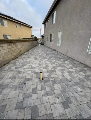 JRS concrete & landscaping Logo