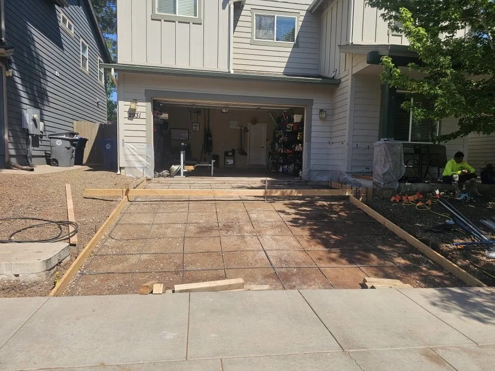 Reliable yard cleanup service for residential properties across Sedona, AZ - Jr's Concrete Landscape And Tree Service