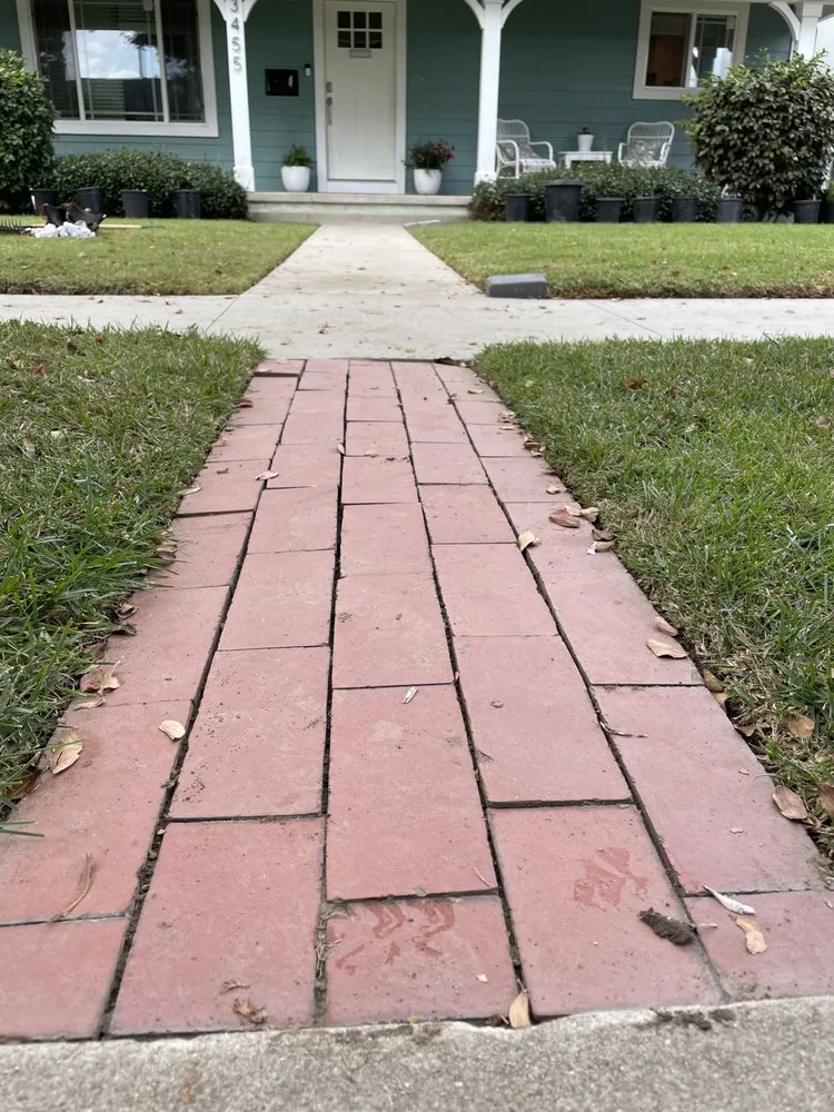 Reliable lawn care service for outdoor upgrades across Compton, CA - JRS Gardens