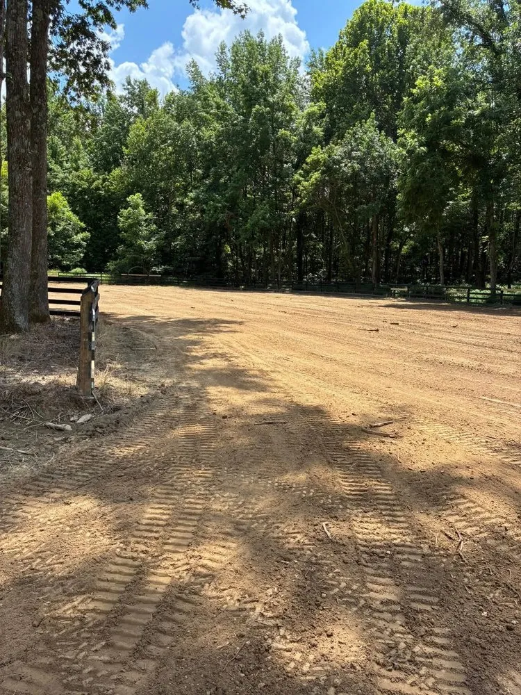 Professional outdoor landscaping experts serving Arlington, TN - JR’s Land Management