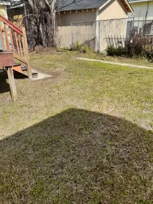 Jr's lawn and handyman services Logo